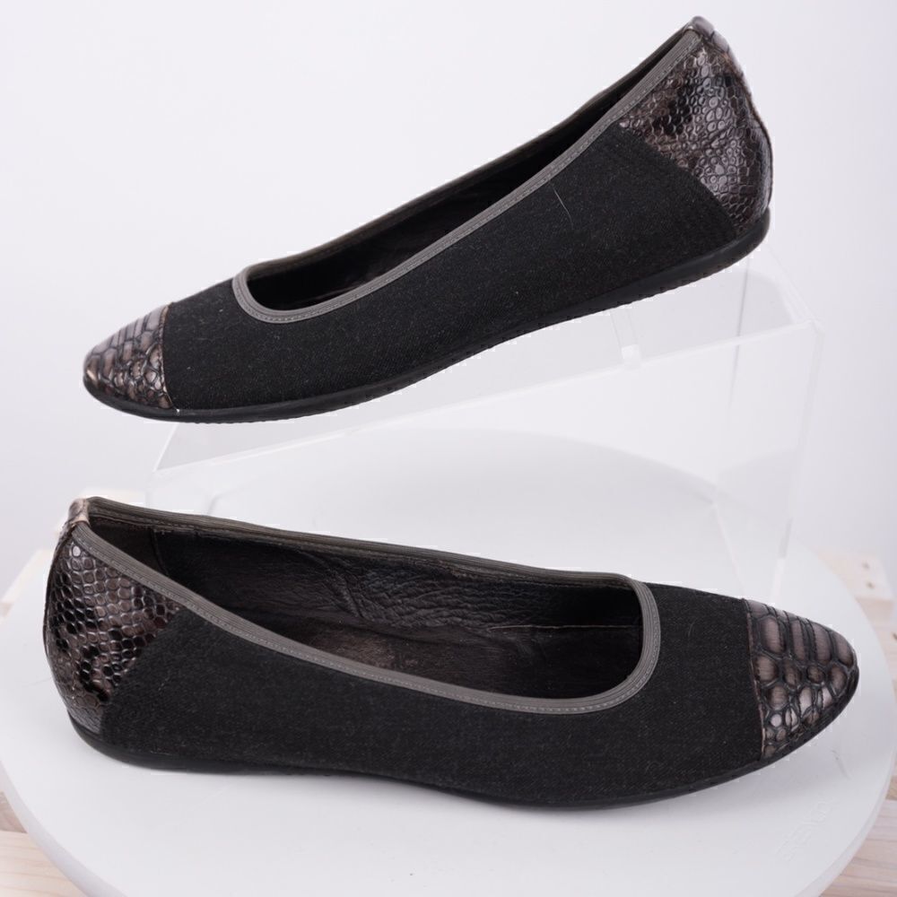 Donald J Pliner Hideyo Ballet Flats snakeskin sz 7